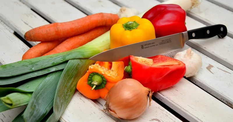 Richtige Zubereitung: So verträgt Ihr Hund Paprika